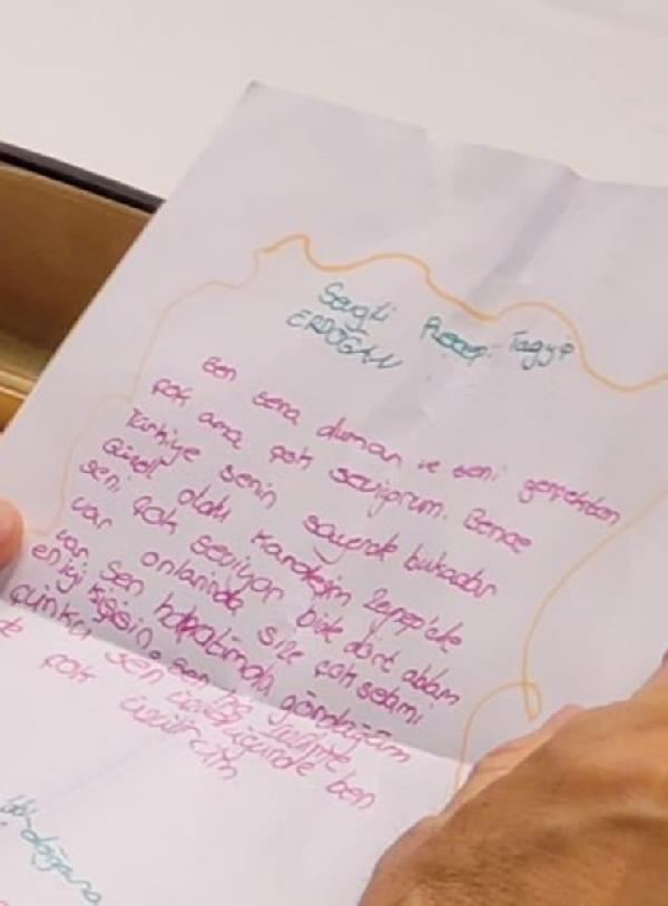 cumhurbaskani-erdogana-minik-senadan-sevgi-dolu-mektup.jpg