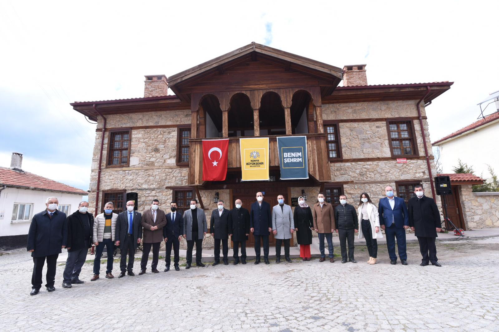 konya-buyuksehir-belediyesi-bir-ilcede-daha-baskanlik-calisma-ofisi-acti1.jpg