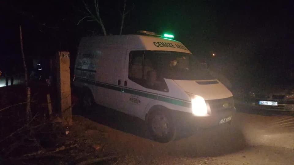 konyada-ekipleri-alarma-geciren-olay-bir-kadin-ahirda-olu-bulundu.jpg