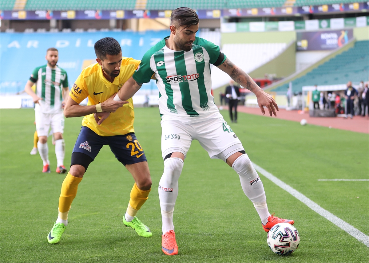 konyaspor-ankaragucu-3.jpg