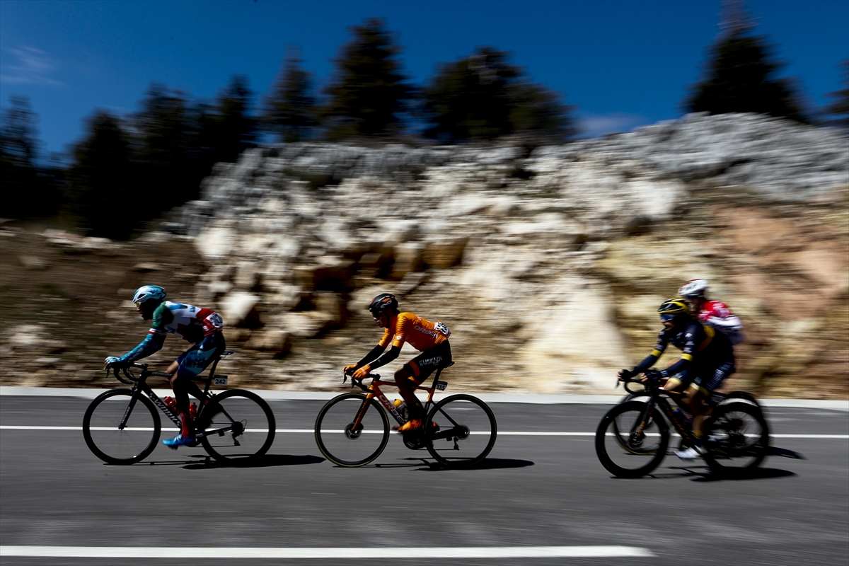 beysehir-alanya-etabini-mark-cavendish-birinci-bitirdi-7.jpg