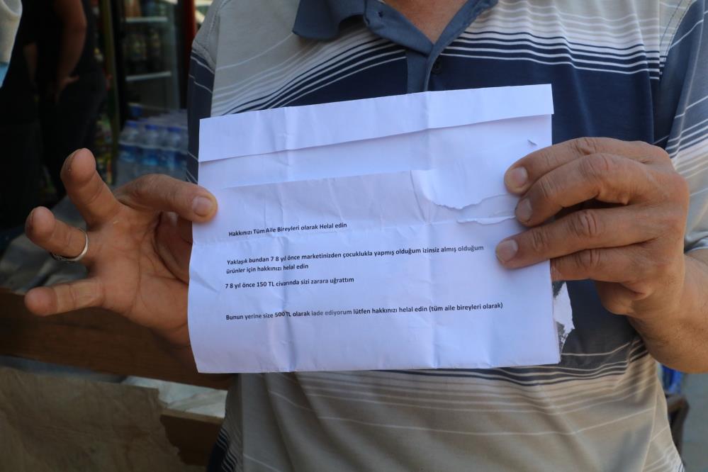 15-yillik-marketciyi-sok-eden-not-birakani-bulursa-altindan-opecek-003.jpg