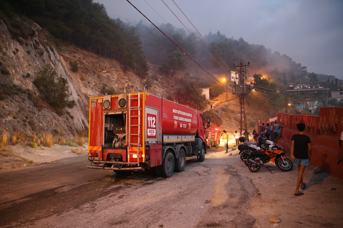 antakyadaki-orman-yangini-kontrol-altina-alindi-001.jpg