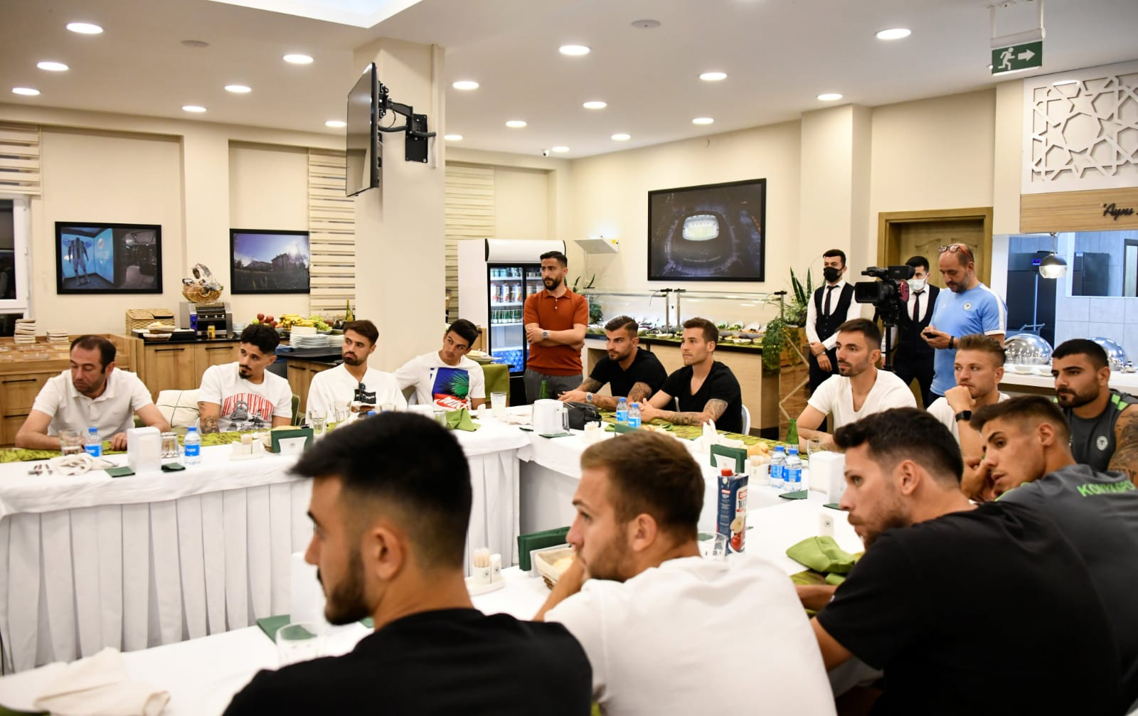 konyaspor-moral-yemegi1.jpg