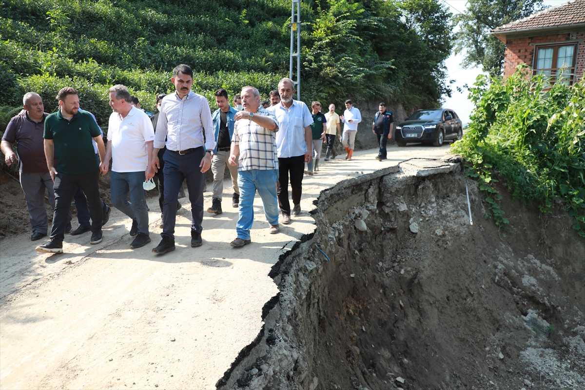 cevre-ve-sehircilik-bakani-kurum-rizede-incelemelerini-surdurdu-2.jpg