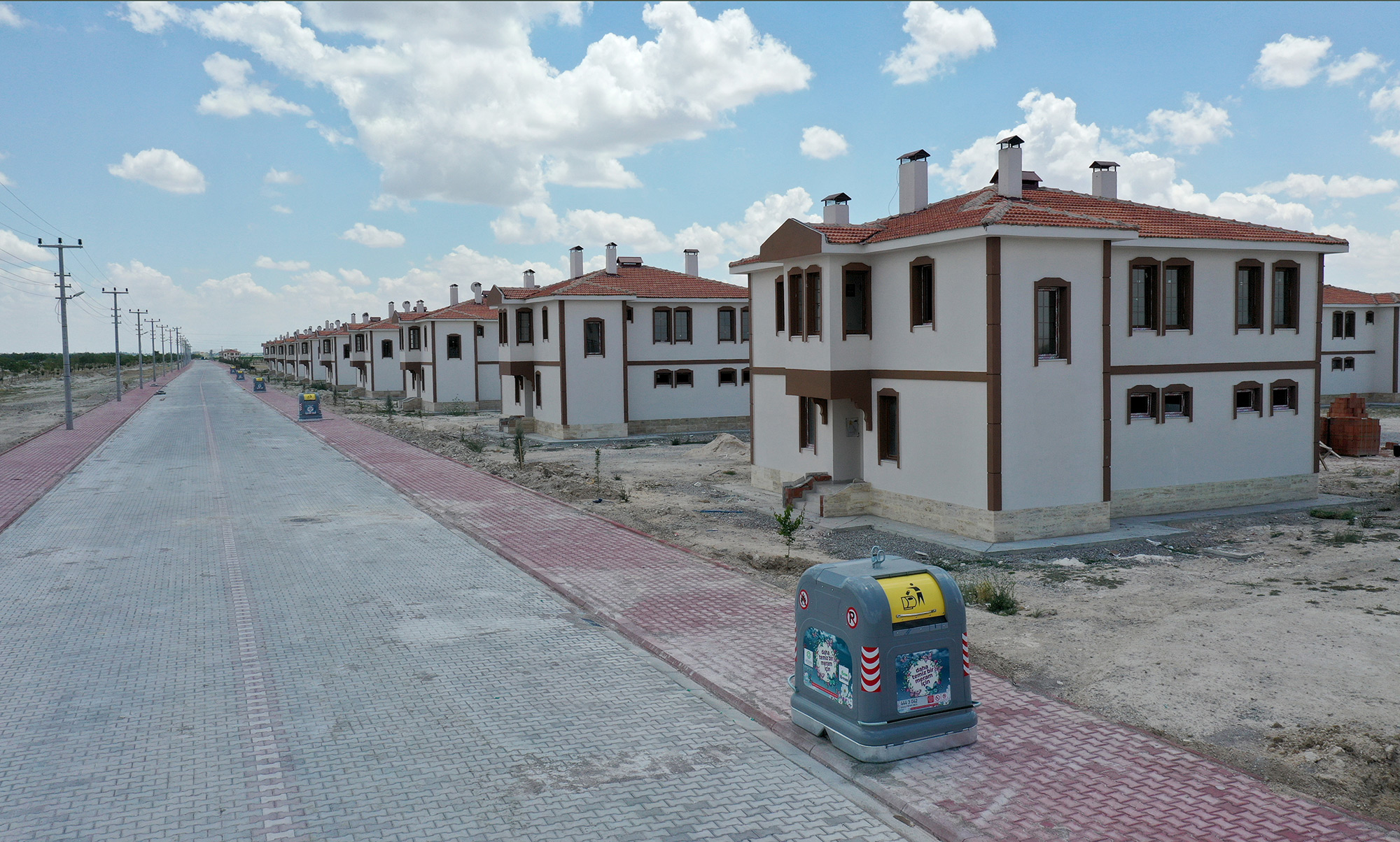 konyada-yuzlerce-ayni-tip-evin-oldugu-yeni-bir-mahalle-insa-edildi3.jpg