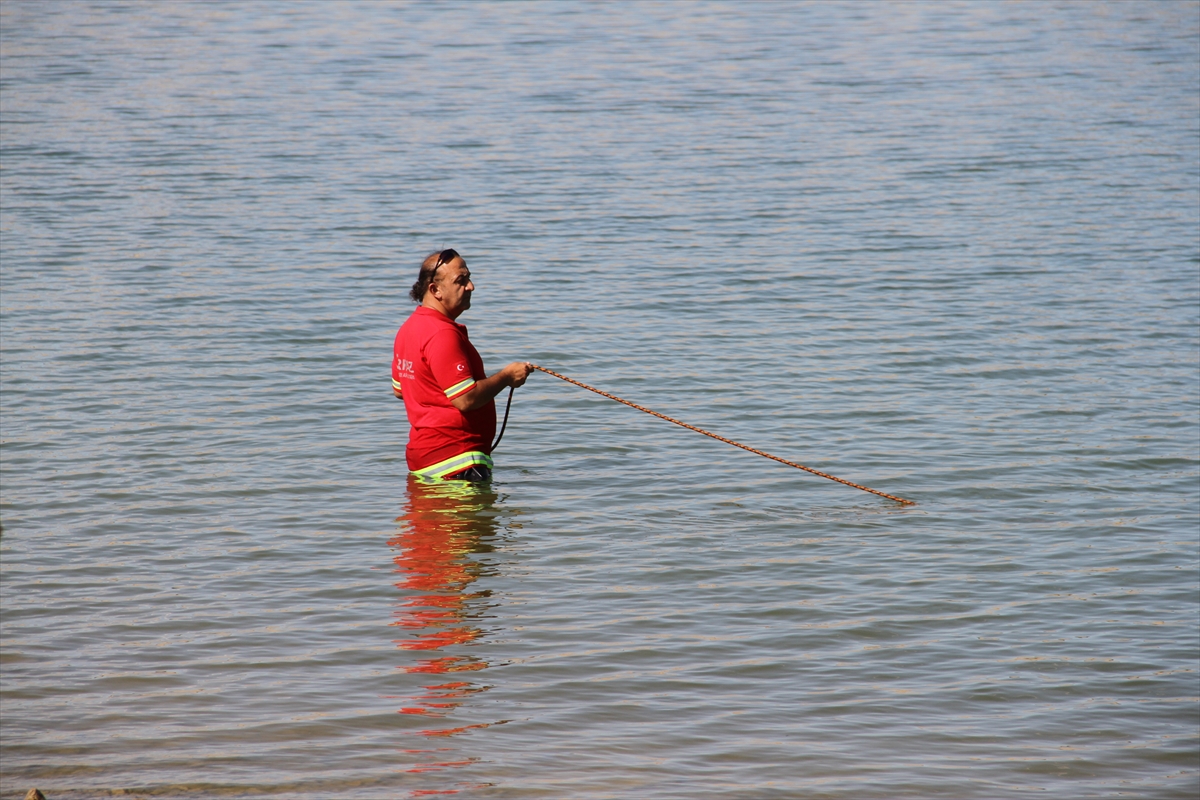 baraj-golune-giren-2si-cocuk-3-kisi-kayboldu-6.jpg