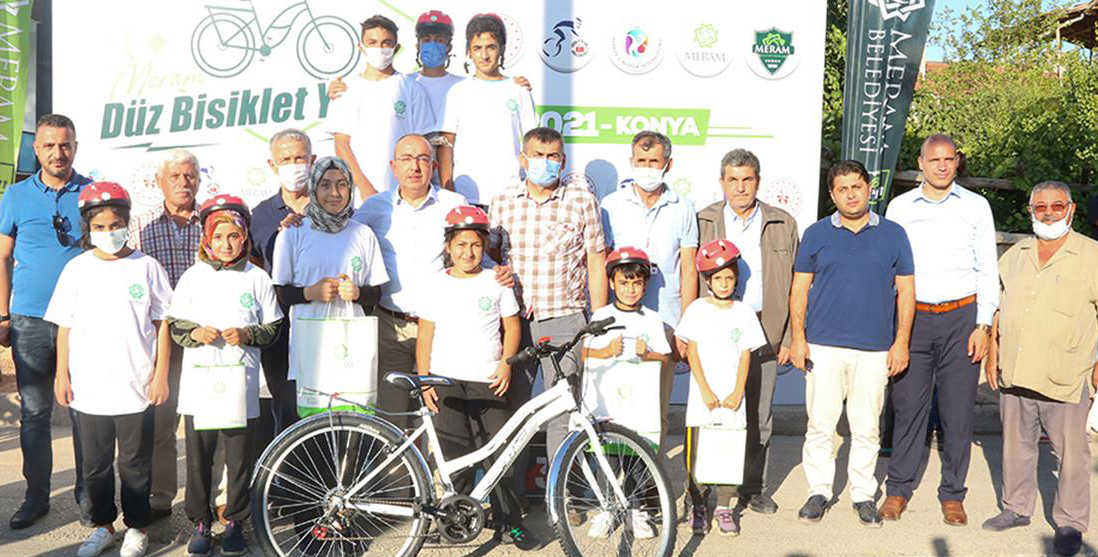 meramin-mahallelerinde-bisiklet-yarisi-heyecani-yasandi.jpg