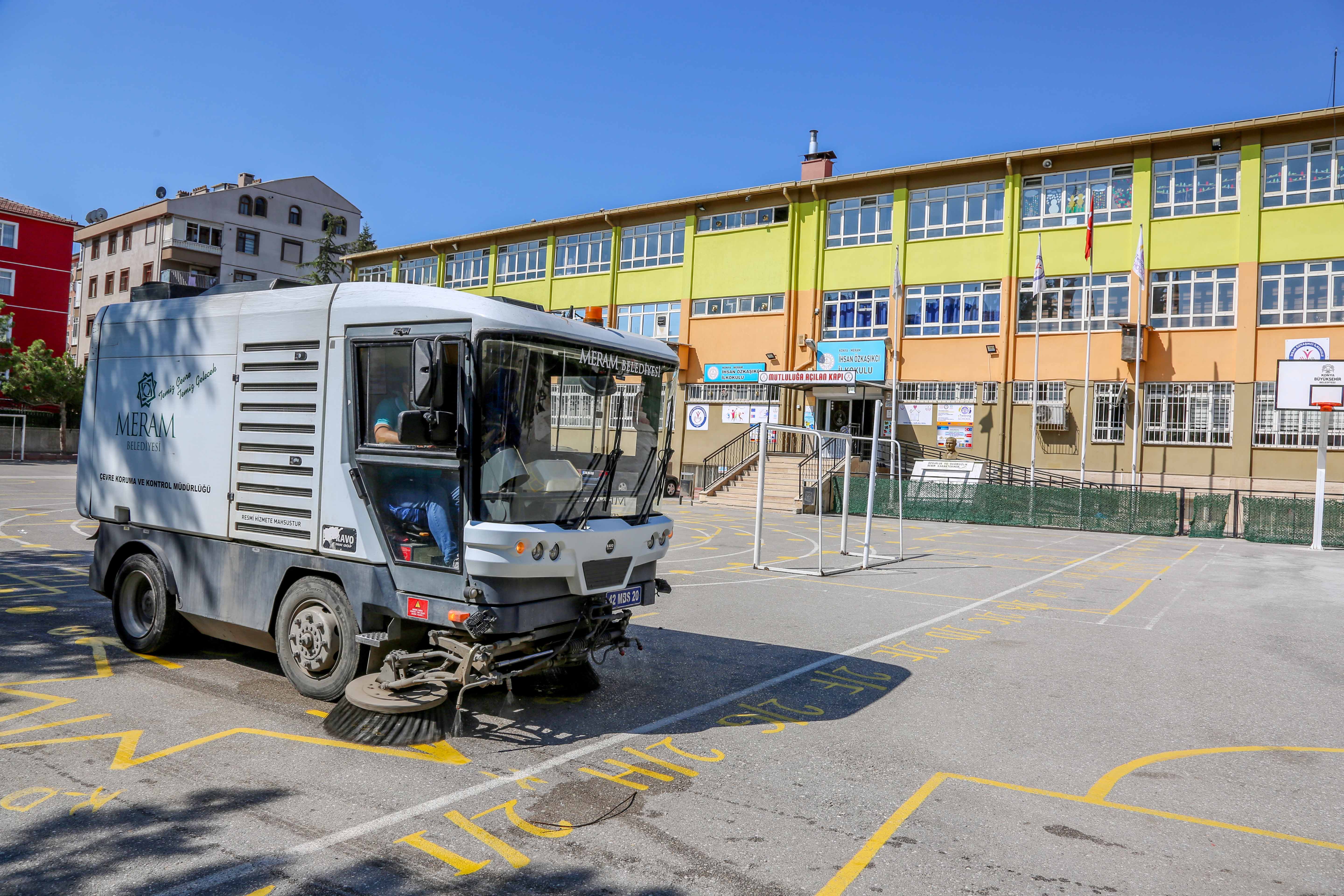meramda-okullar-yeni-egitim-ogretim-yilina-hazir-5.jpg