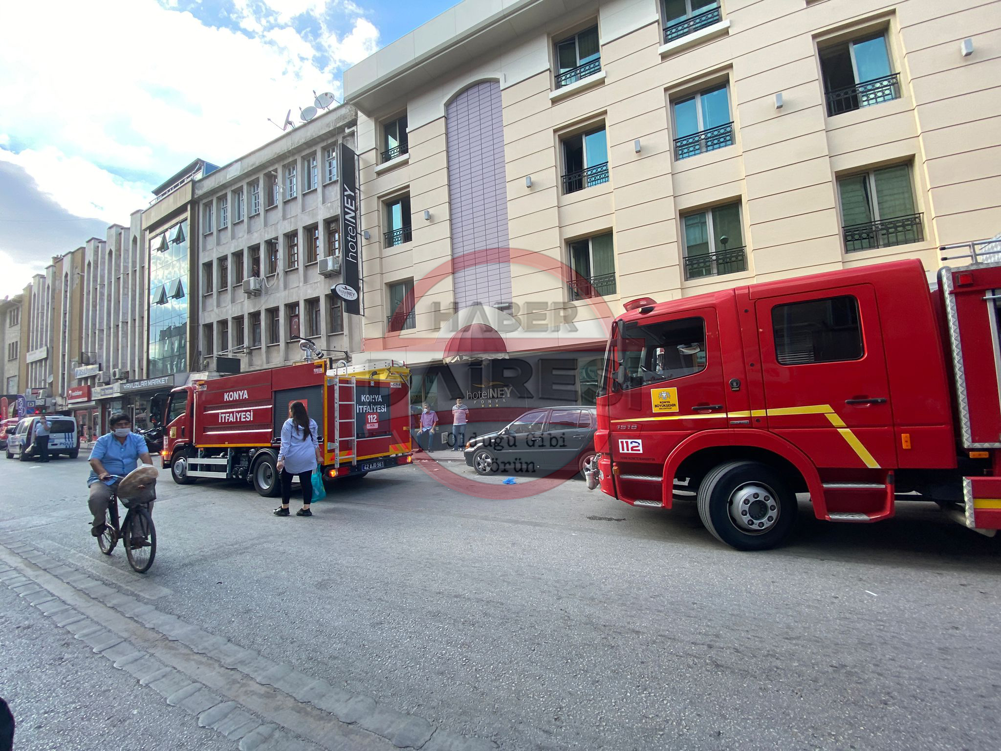 konyada-otelde-yangin-ihbari-asansorde-sikisan-2-kisi-oldu-001.jpg