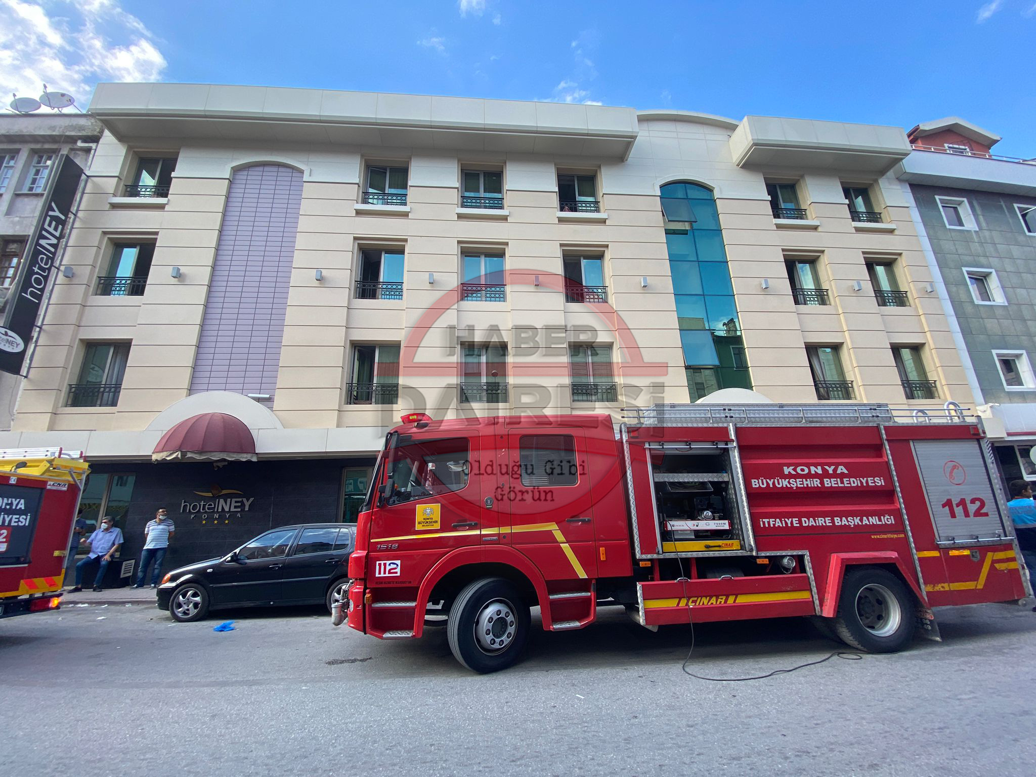 konyada-otelde-yangin-ihbari-asansorde-sikisan-2-kisi-oldu.jpg