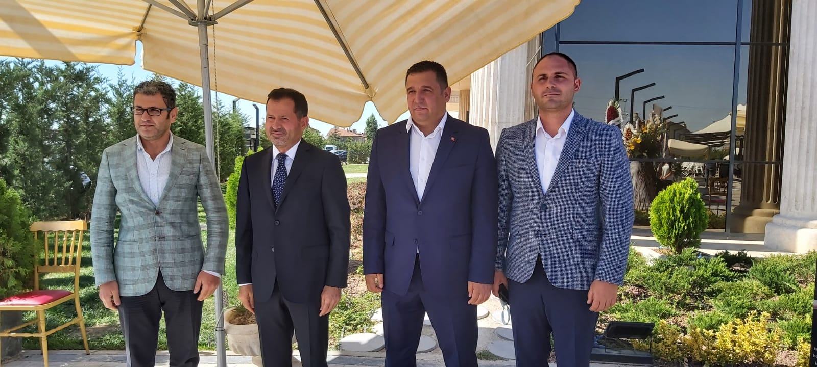 ak-parti-konya-milletvekili-ziya-altunyaldizin-oglu-furkan-evlendi-001.jpeg