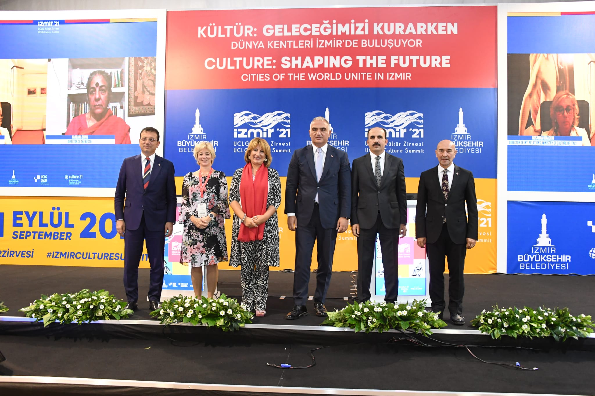 baskan-altay-uclg-2021-izmir-kultur-zirvesine-katildi4.jpg