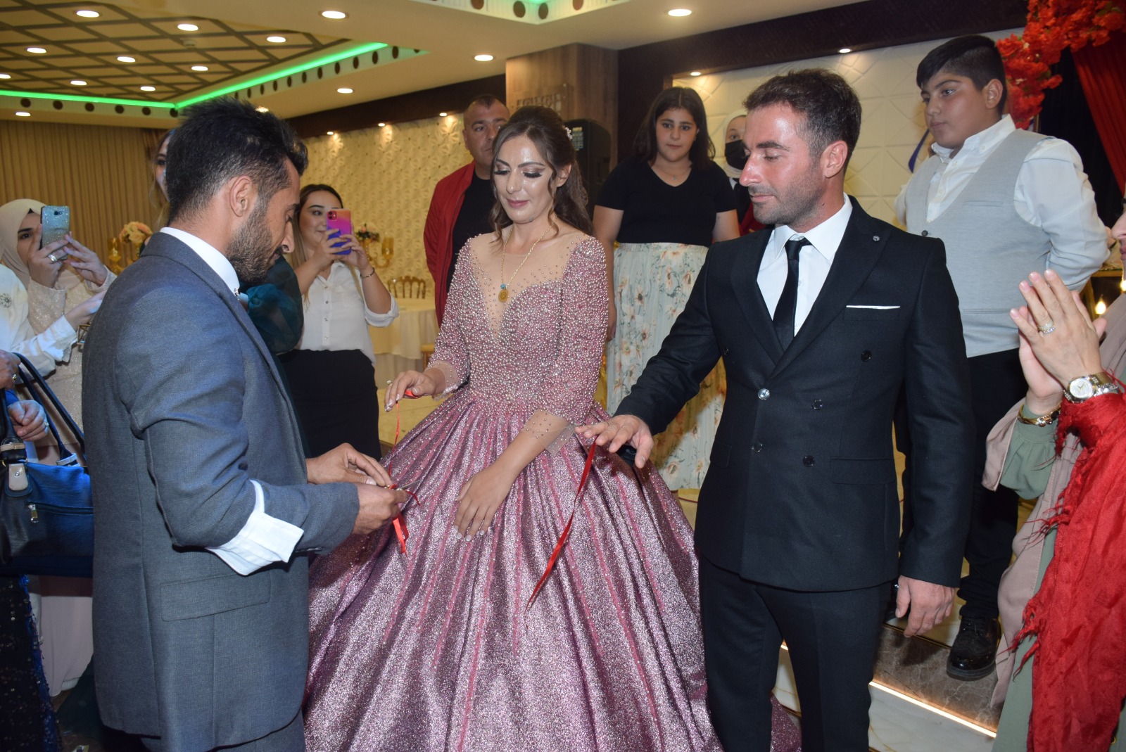 yildiz-ve-kolan-ailelerinin-mutlu-gunu-001.jpeg