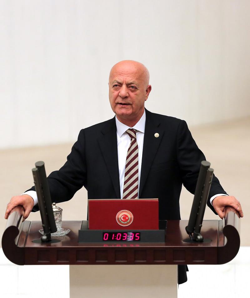 ak-parti-istanbul-milletvekili-ismet-ucma.jpg