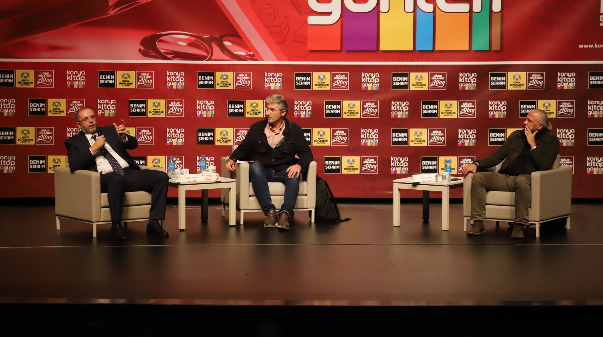 anadolunun-en-buyuk-kitap-etkinligi-olan-konya-kitap-gunleri-basladi12.jpg
