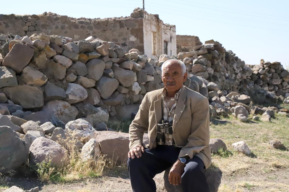 su-cikmadigi-icin-bosaltilan-koyde-10-yildir-tek-basina-yasiyor2.jpg