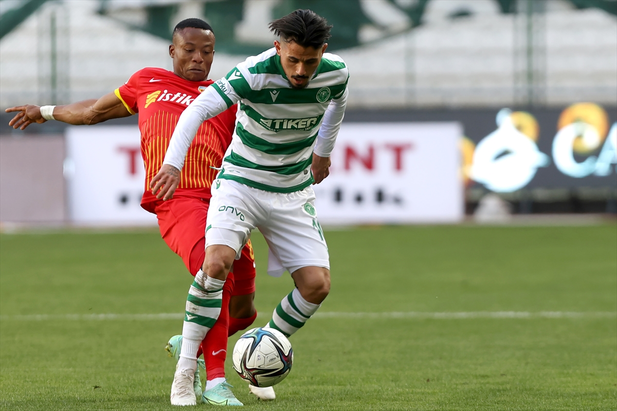 konyaspor-kayserispor-maci-10.jpg