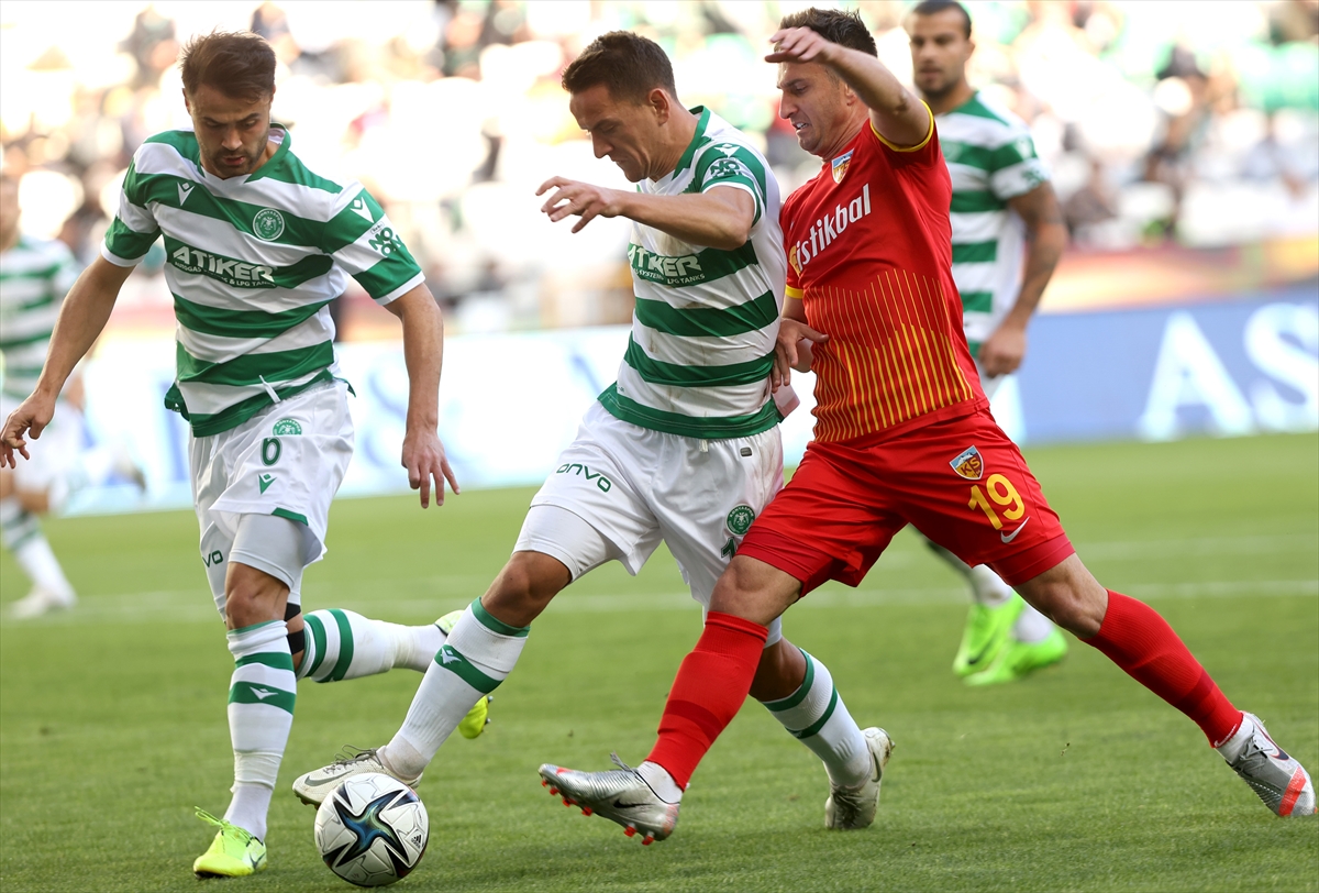 konyaspor-kayserispor-maci-2.jpg