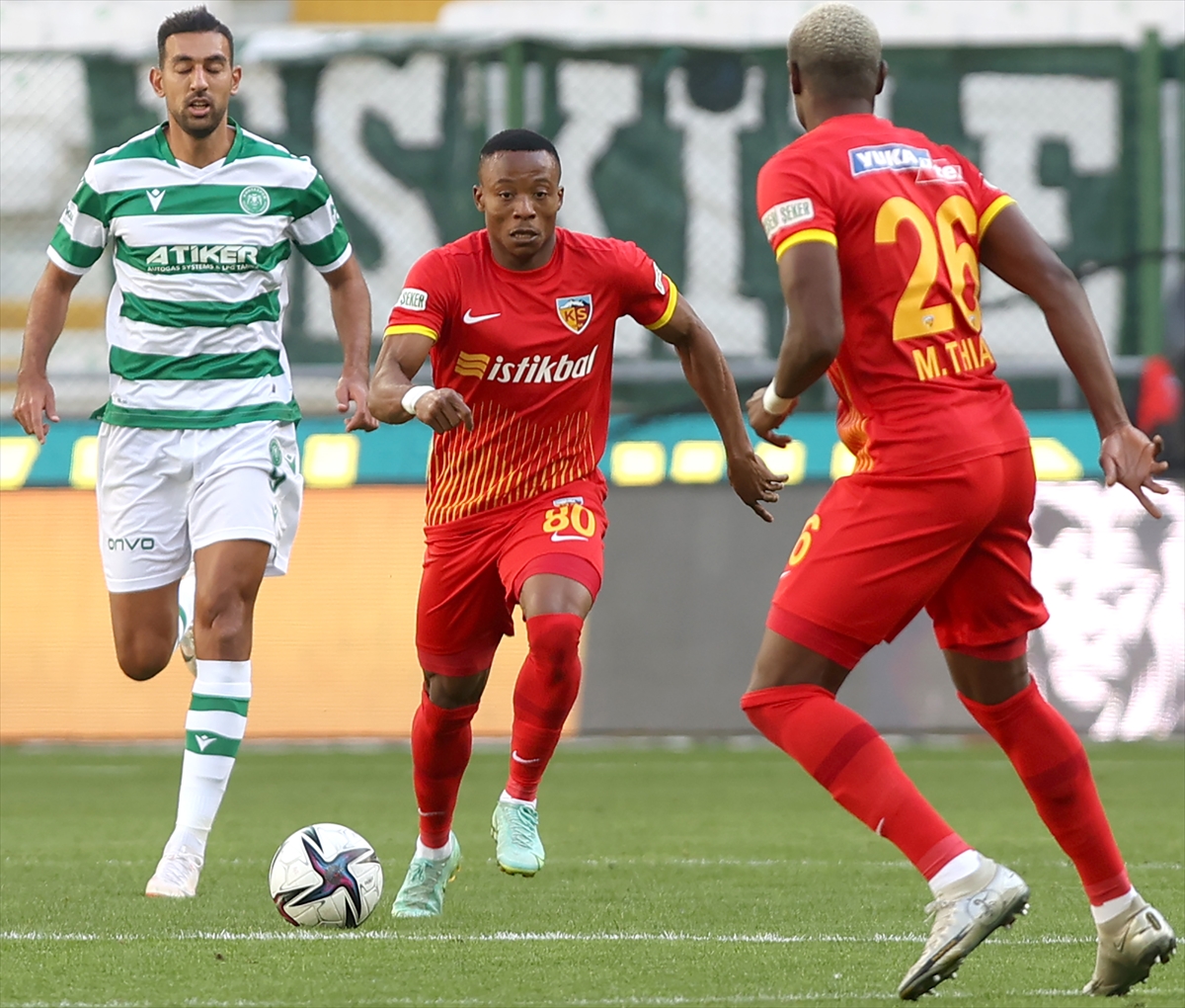 konyaspor-kayserispor-maci-5.jpg