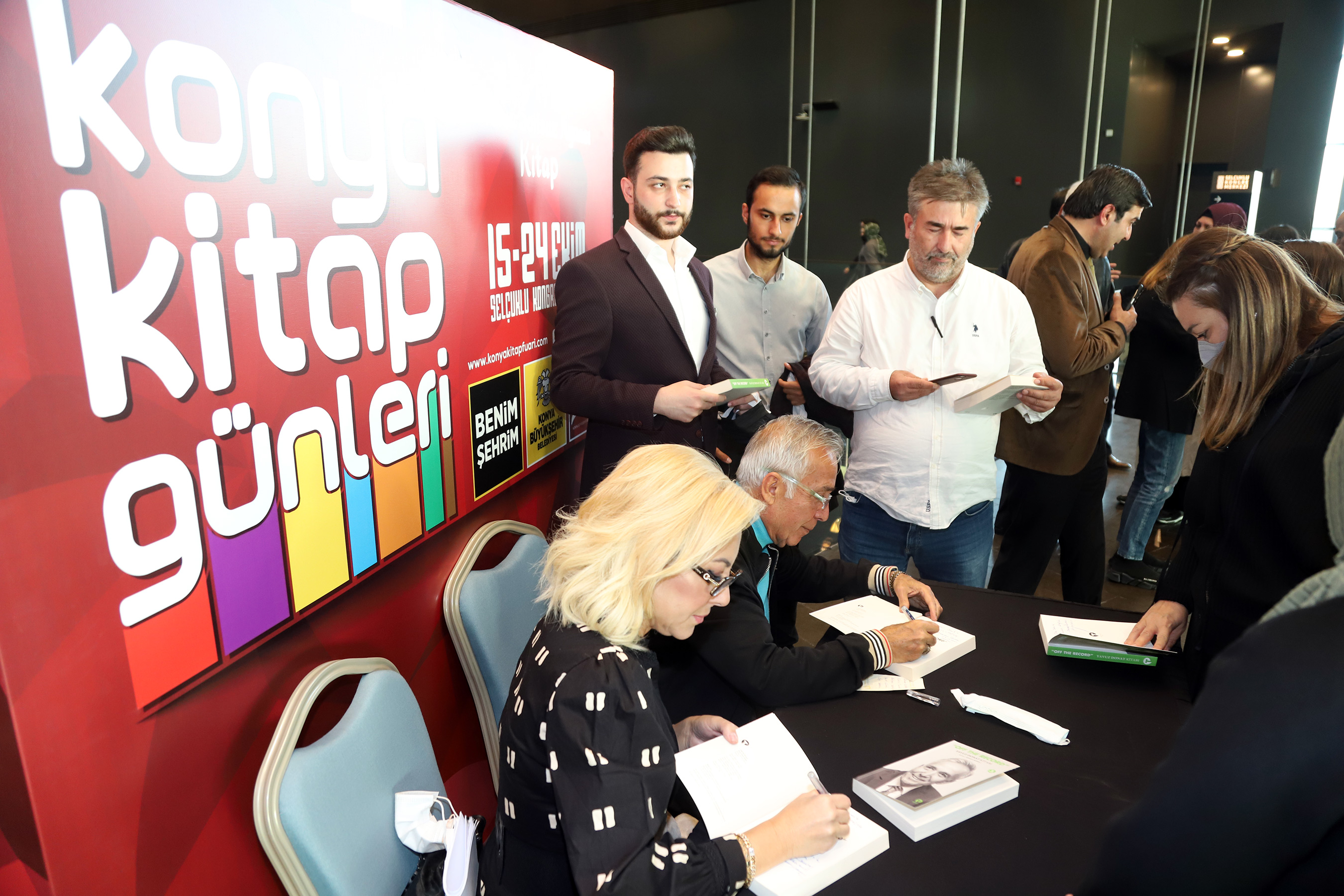 konya-kitap-gunleri-802-104-ziyaretciyle-kendi-rekorunu-kirdi18.jpg