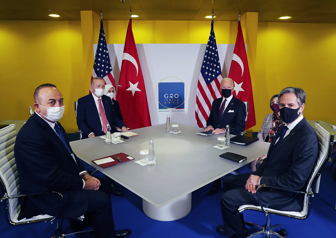 cumhurbaskani-erdogan-ile-abd-baskani-biden-gorustu2.jpg