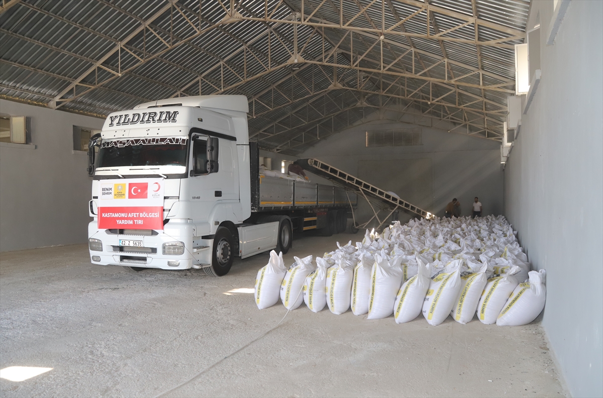 konyada-atil-tarim-arazisinde-uretilen-arpa-sel-felaketinden-etkilenenlere-gonderildi-5.jpg