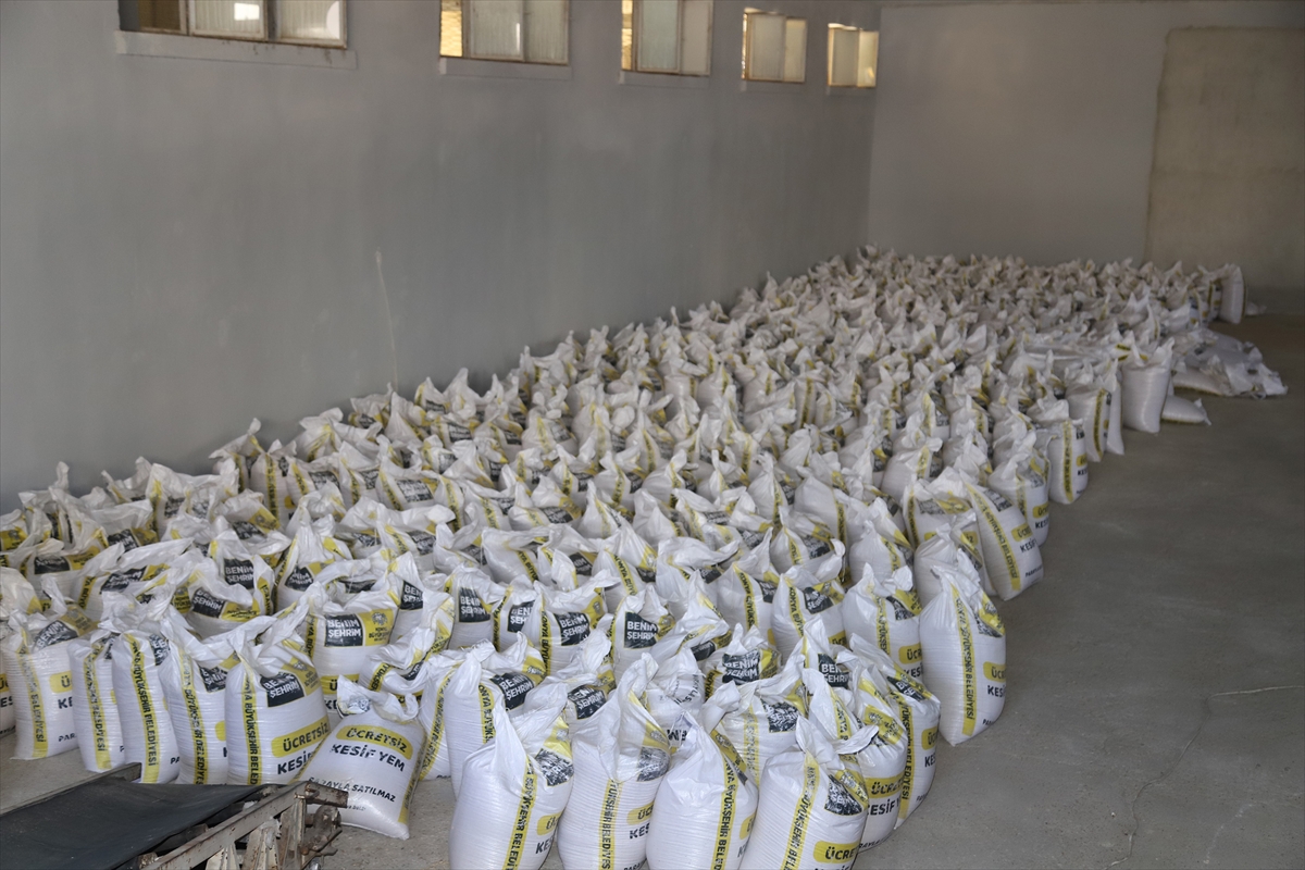 konyada-atil-tarim-arazisinde-uretilen-arpa-sel-felaketinden-etkilenenlere-gonderildi-6.jpg
