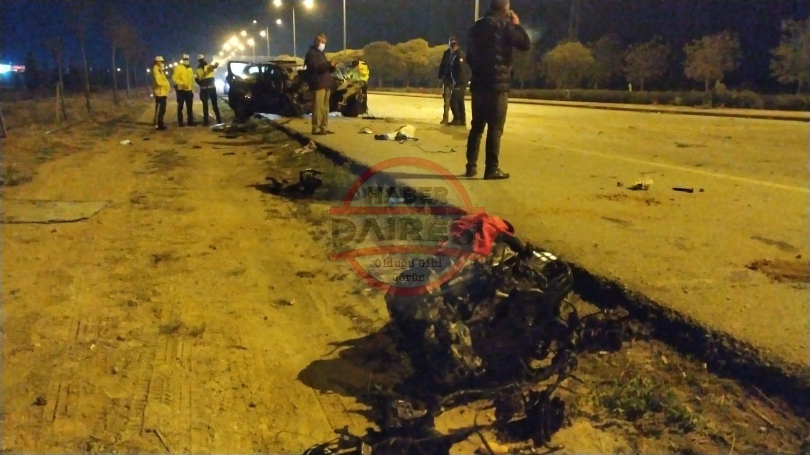son-dakika-konyada-otomobil-yoldan-cikti-olu-ve-yaralilar-var-002.jpeg
