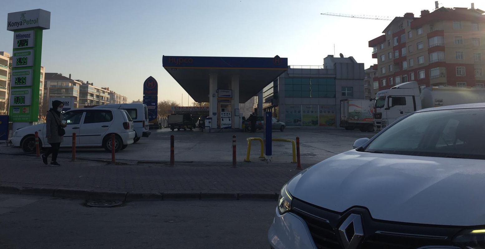 konyada-akaryakit-istasyonunda-duduklu-tencere-patladi.jpeg
