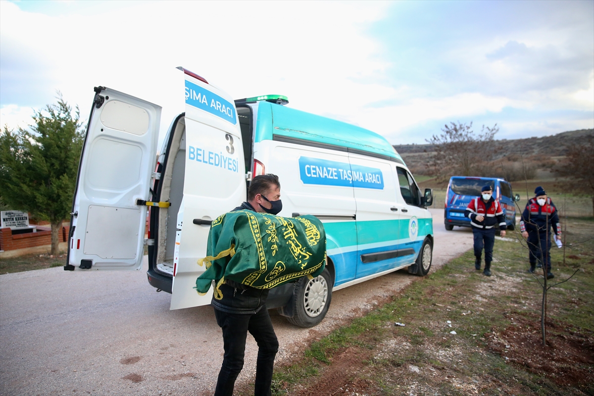 coplukte-cesedi-bulunan-bebegin-olum-nedeni-belli-oldu-6.jpg