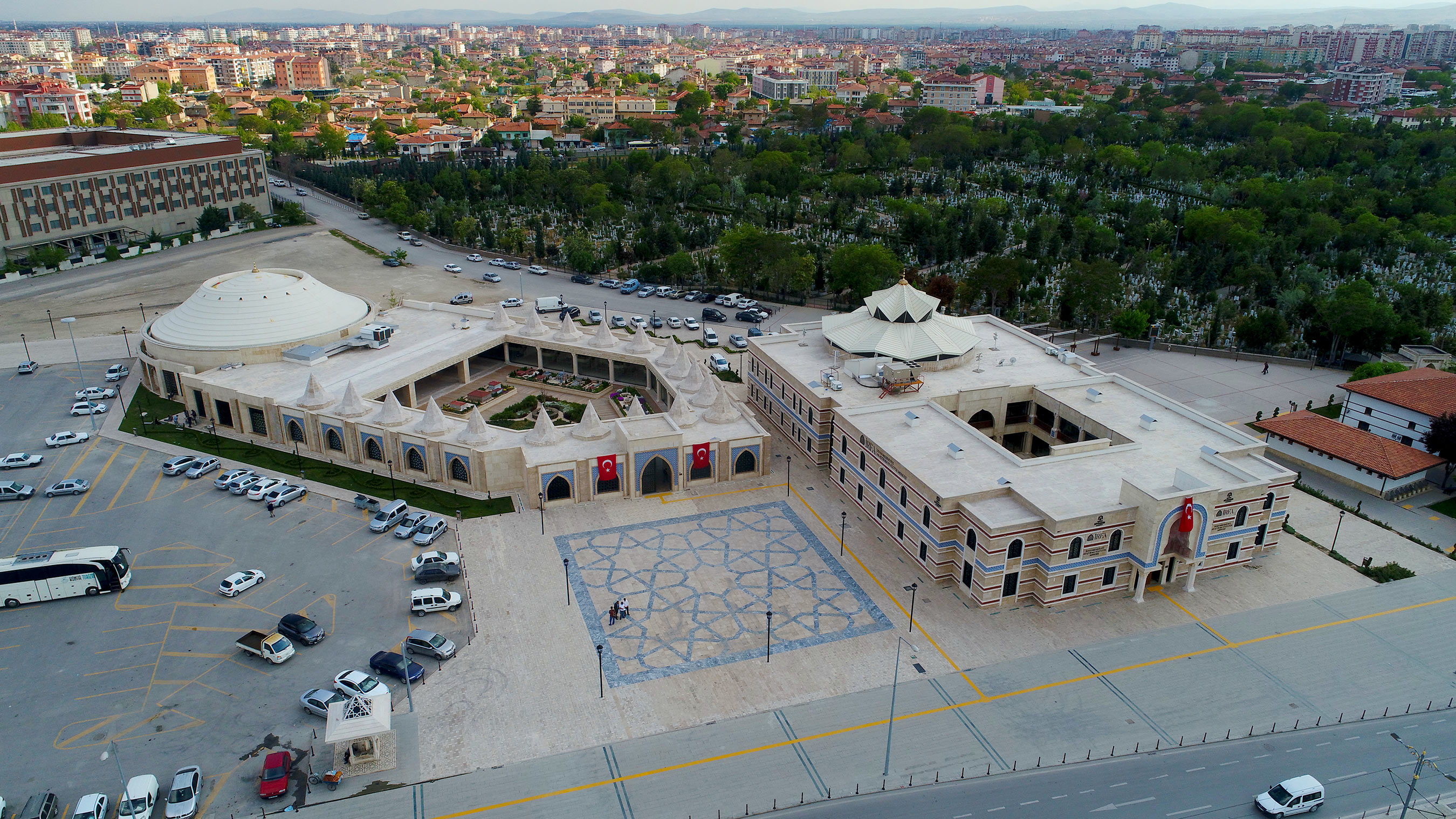 konya-panorama-muzesi-mevlana-dostlariyla-dolup-tasiyor-6.jpg