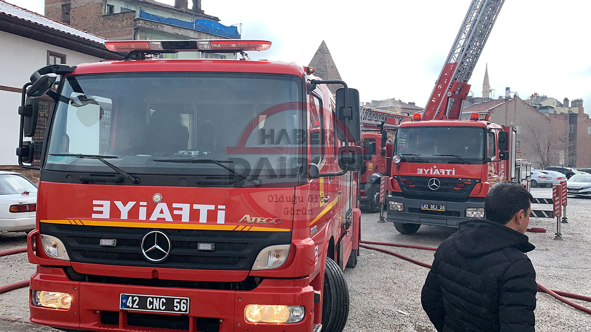 konyada-5-katli-binada-korkutan-yangin-001.jpg