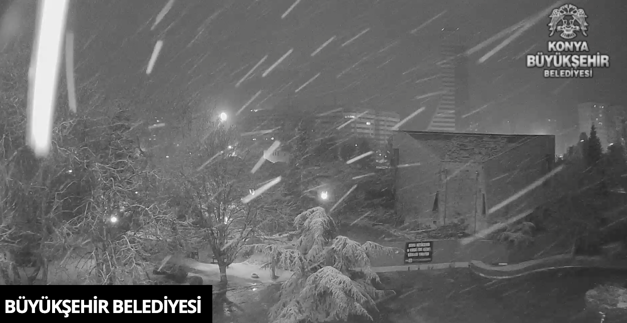 konyada-beklenen-kar-yagisi-basladi-iste-sehirde-son-durum-015.png