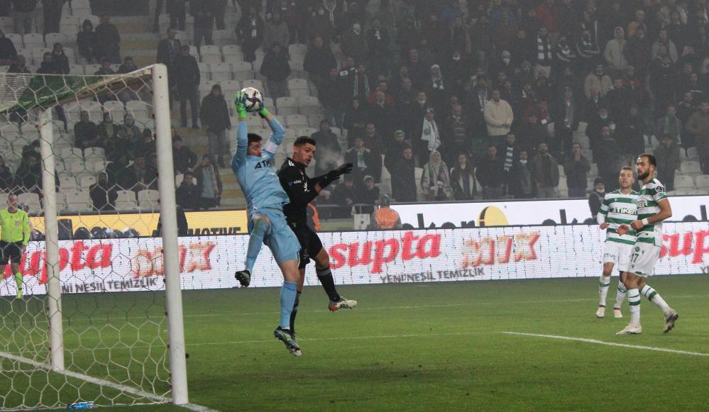 konyaspor-besiktas-3.jpg