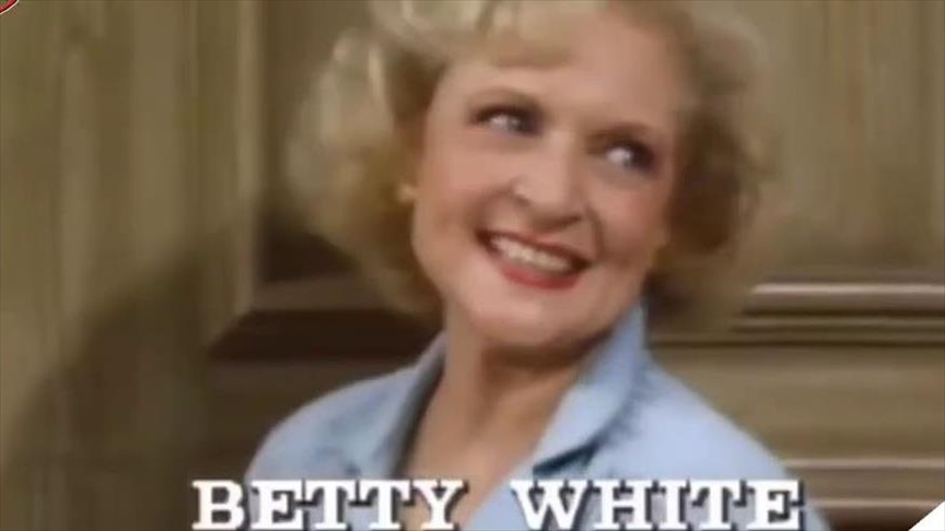 iconic-golden-girl-betty-white-dies-at-age-99.jpg