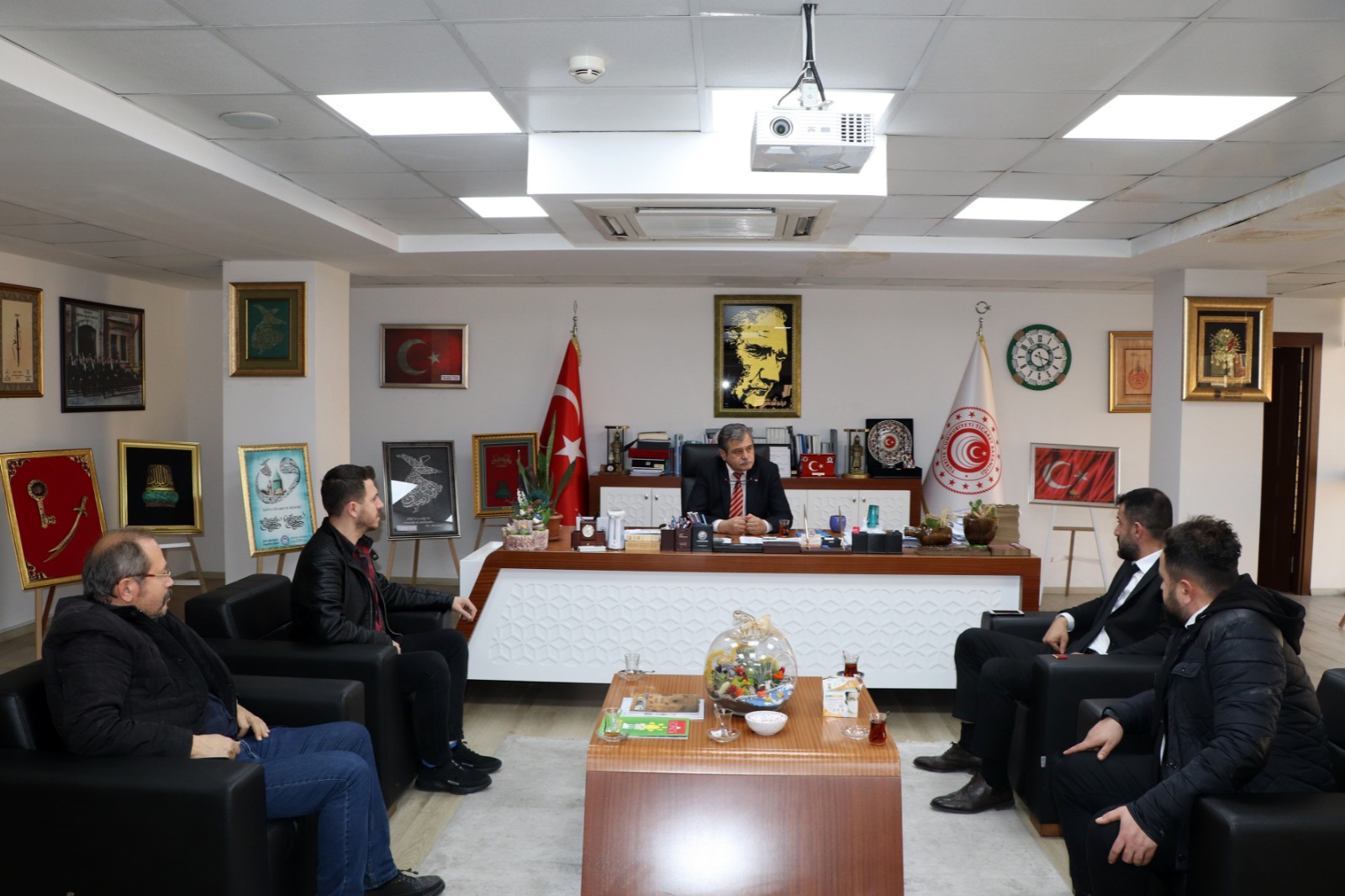 baskan-adayi-ahmet-atesten-caglayana-ziyaret-001.jpeg