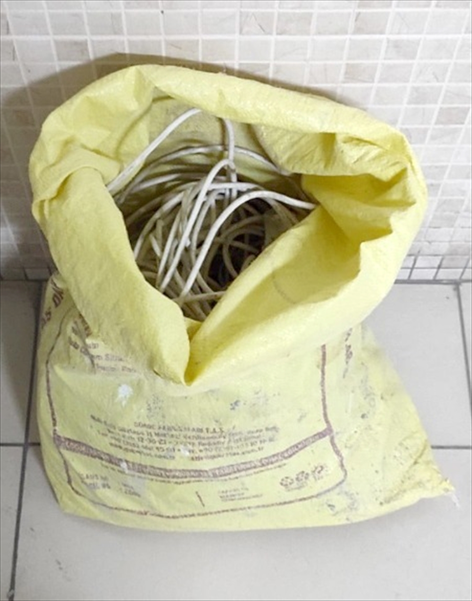 konyada-cuval-icinde-100-metre-kabloyla-yakalanan-3-kisi-tutuklandi.jpg