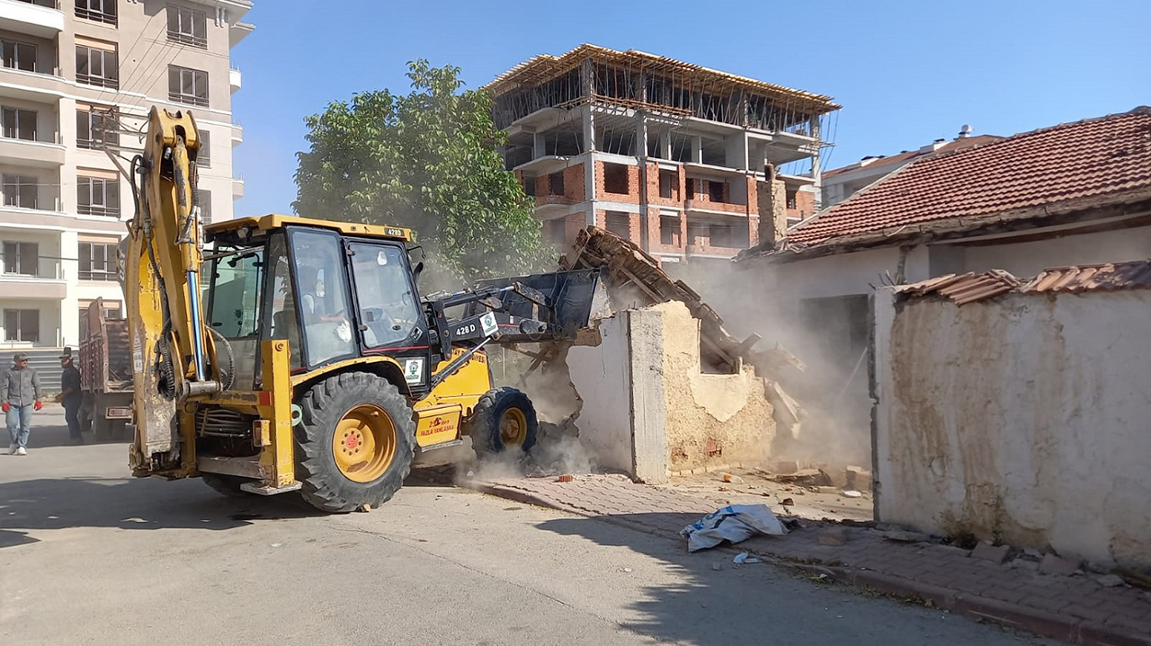 konya-karatayda-dev-donusum-hareketi-1.jpg