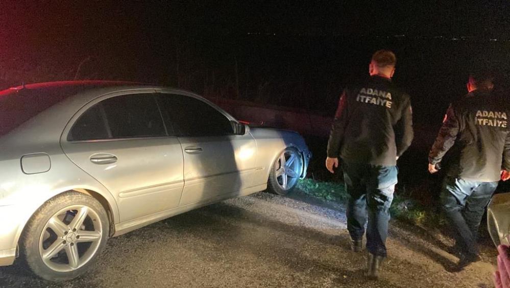 adananin-ceyhan-ilcesinde-iki-otomobilin-carpismasi-sonucu-1-kisi-oldu-2-kisi-yaralandi-3.jpg