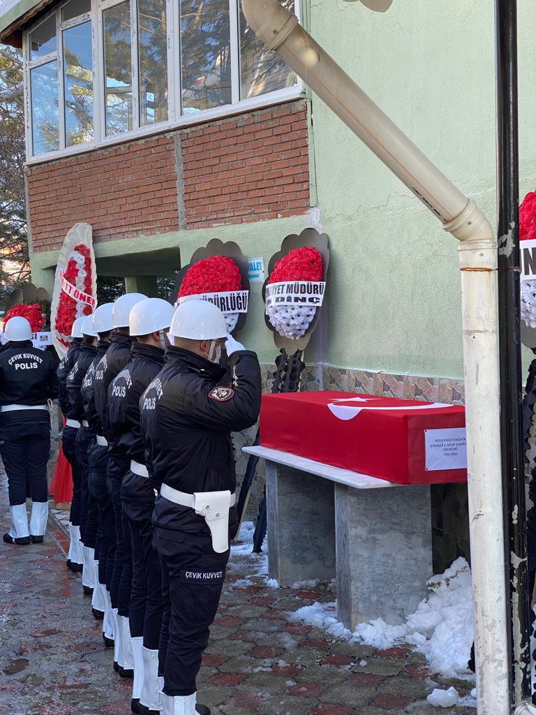 emniyet-teskilatinin-aci-gunu-konyali-emniyet-muduru-hayatini-kaybetti.jpeg