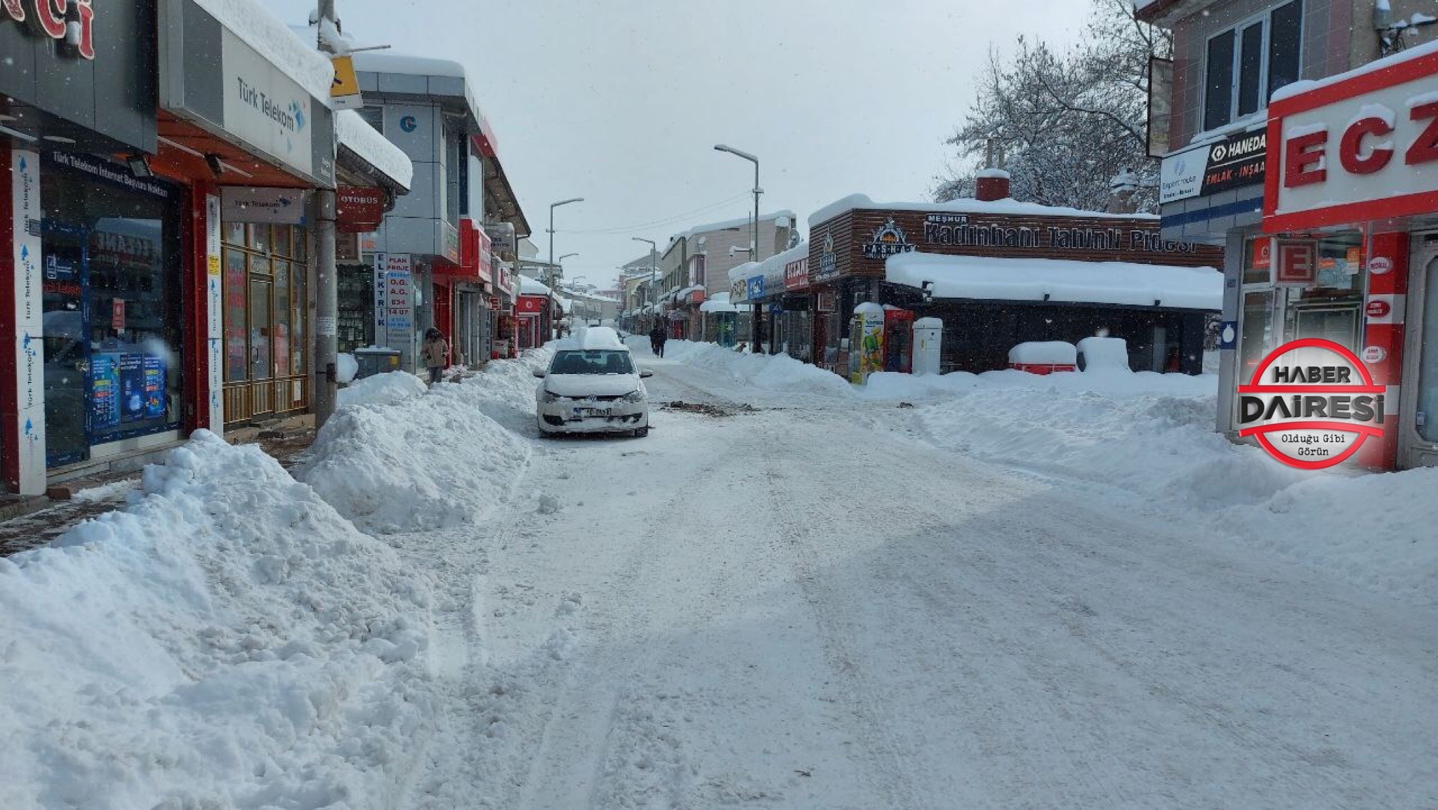 konyada-kar-kalinliginin-1-metreyi-buldugu-ilceden-kartpostallik-kareler-kadinhani-006.jpg