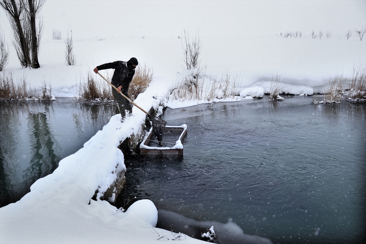 konya-ovasi-balikcilarinin-dondurucu-sogukta-ekmek-mucadelesi-11.jpg