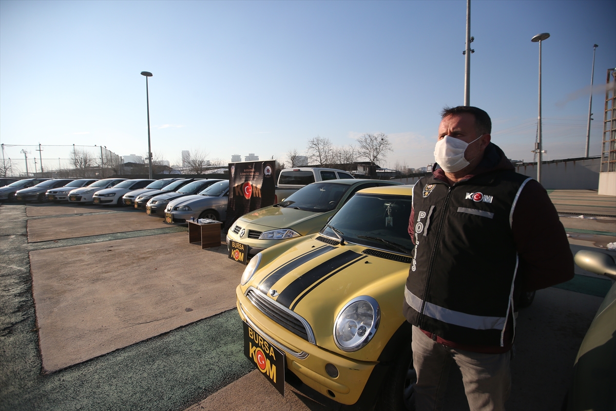 konya-dahil-13-ilde-change-oto-operasyonu-11-kisi-tutuklandi-003.jpg