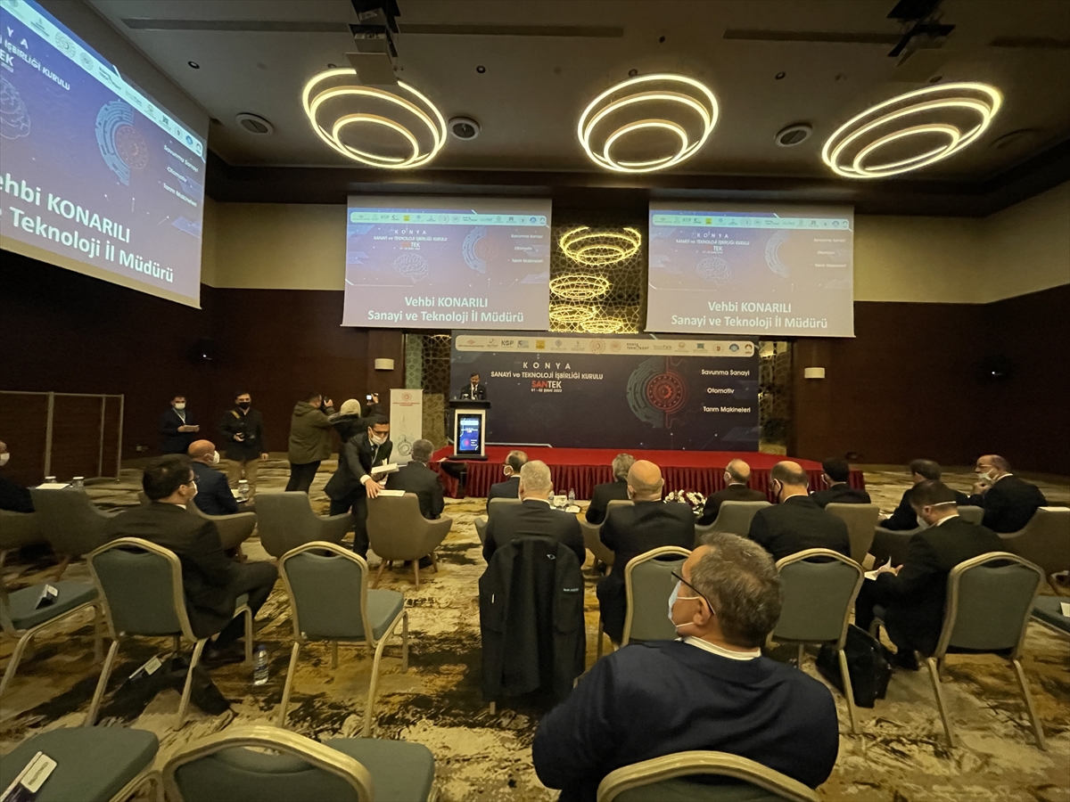 sanayi-ve-teknoloji-bakan-yardimcisi-hasan-buyukdede-konyada-calistayda-konustu.jpg