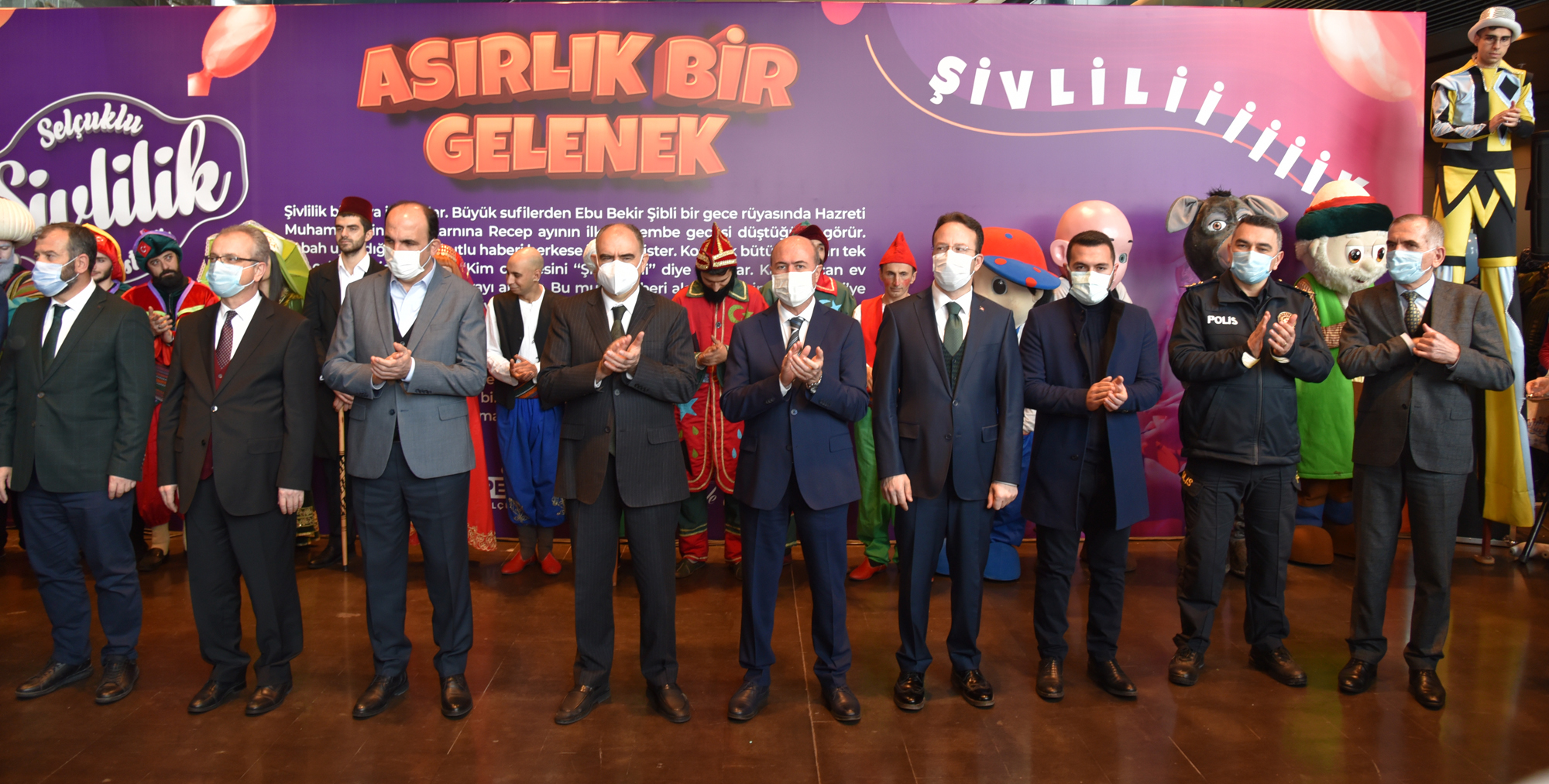 turkiyenin-en-buyuk-cocuk-festivali-selcukluda-sivlilik-coskusu-005.jpg