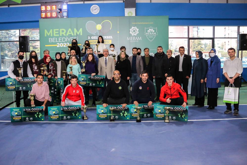 meram-3-kort-tenis-kis-turnuvasinda-sampiyonlar-belli-oldu.jpg