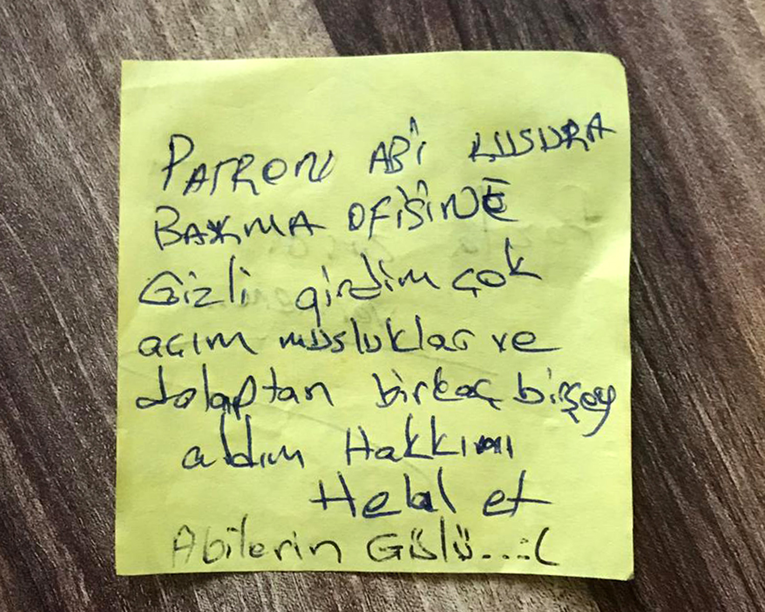 hirsiz-is-yeri-sahibine-hakkini-helal-et-abilerin-gulu-notunu-birakti-2.jpg