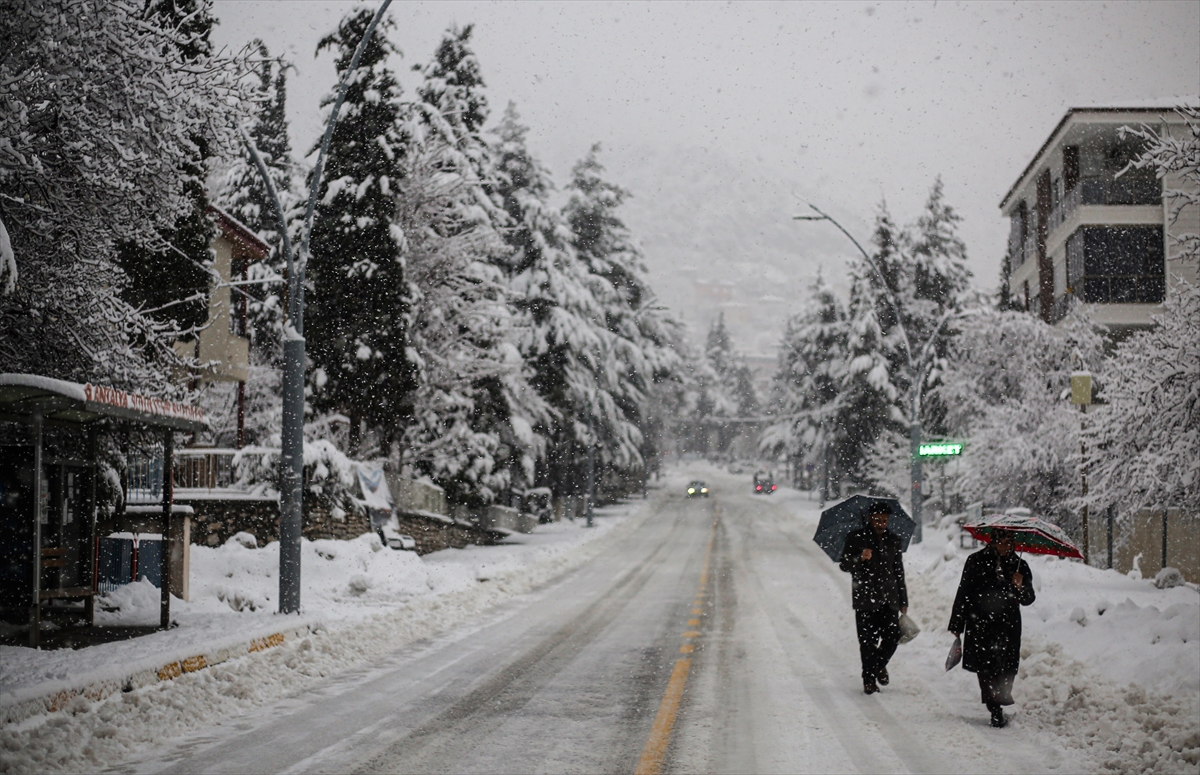 konyada-kar-kalinligi-en-fazla-bu-ilcede-olculdu-001.jpg