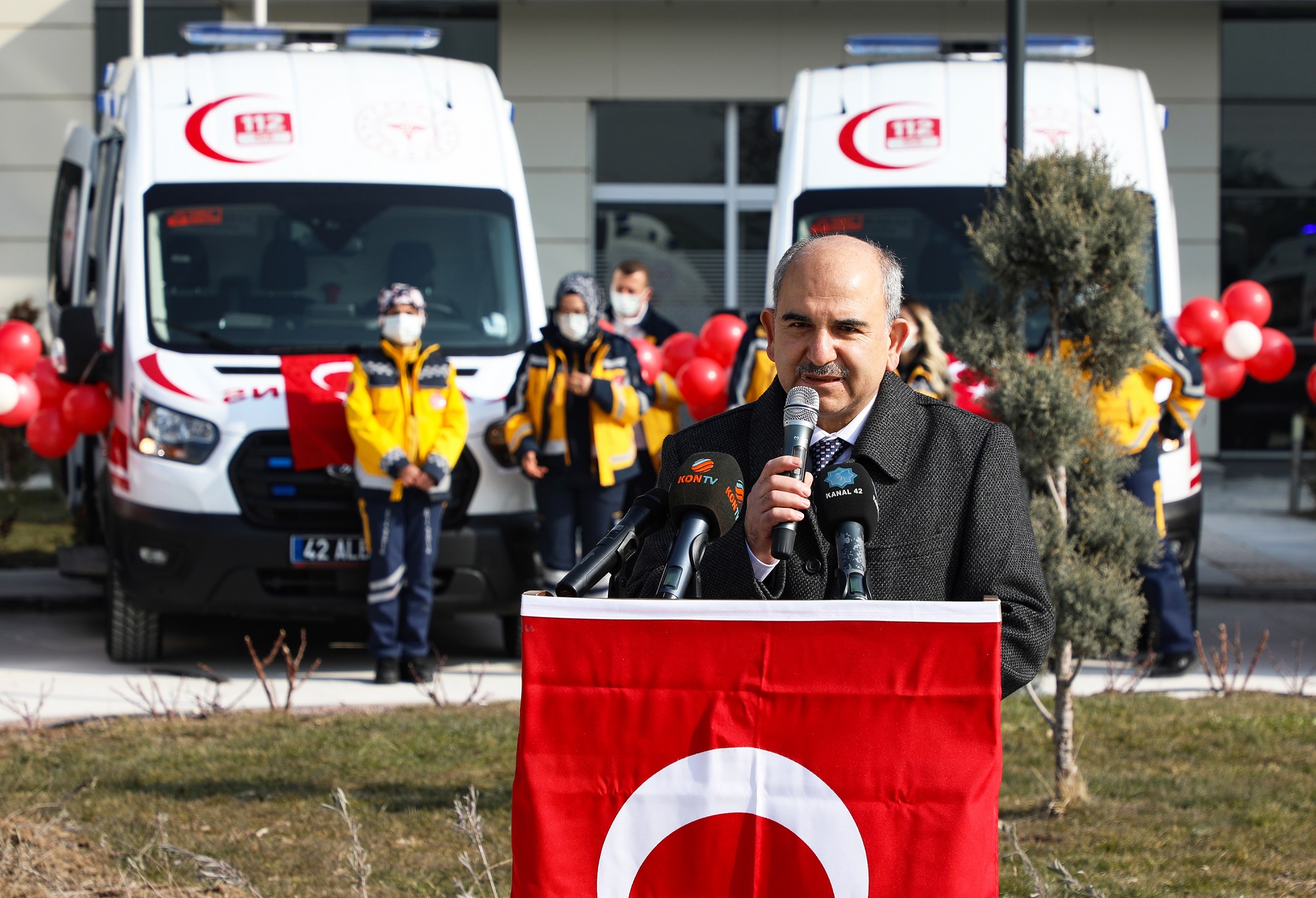 konyaya-10-yeni-ambulans-gonderildi-hangi-ilcelerde-kullanilacak-001.jpg